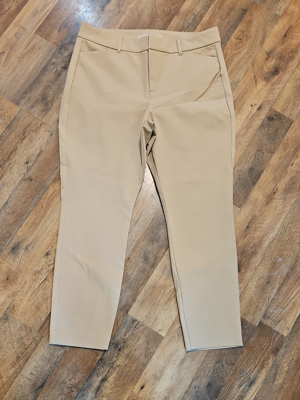 👖Old Navy Pixie High Rise Ankle Pants